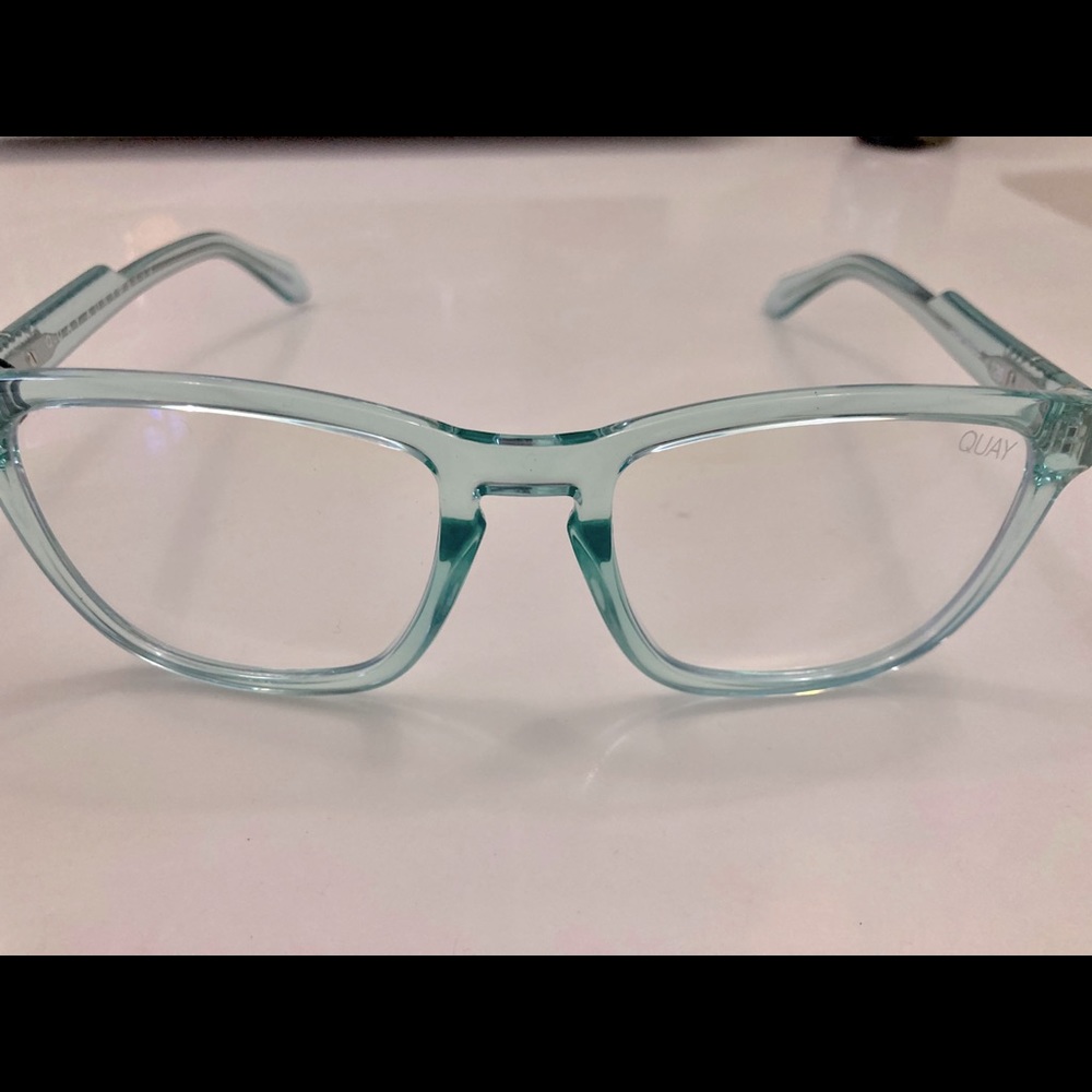 Quay Australia Hardwire Bluelight Glasses